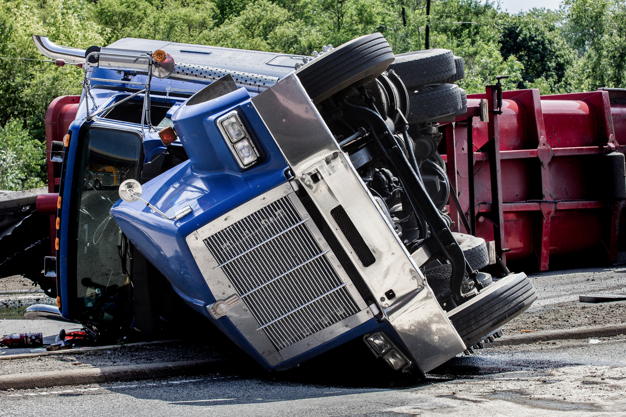 Jackknife Truck Accidents: All You Need to Know